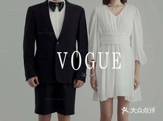 是酷盖也会心动啊黑白极简室内婚纱照