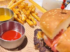 -STARRY CAFE & LOUNGE BAR(高新店)
