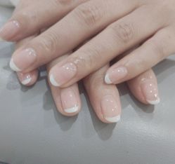-雅洁美甲美睫