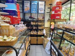 零售区-爱心面包(建设中路店)