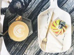 -UNI UNI(环亚凯瑟琳店)