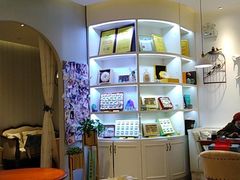 -燕庭·纯燕窝·甜品下午茶(南京西路店)