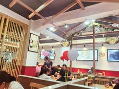 大堂-八二小区抄手(三友路店)