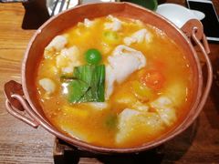 浆果酸汤鱼-云海肴·汽锅鸡·云南菜(美罗城店)