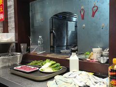 -菌之家·专业纯野生菌火锅·特色炒菌