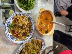 -天天向上素食餐厅(五台山店)