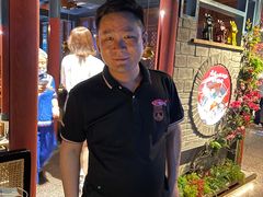 -老牌坊云南鱼豆花火锅(哈西万达店)