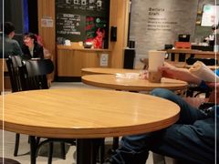 大堂-星巴克(杭州嘉里中心4F店)