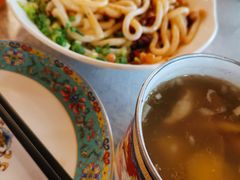 -汗腾格里·风味餐厅(新疆驻京办店)
