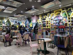 -新华书店(学府大道店)