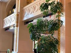 -碧中海汤泉汗蒸酒店