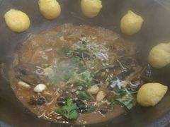 嘎牙子-万里闯关东铁锅炖菜馆(高新旗舰店)