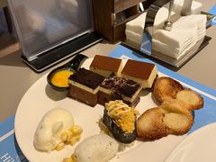 -海口绿发希尔顿酒店-田园汇自助餐·三文鱼·海鲜