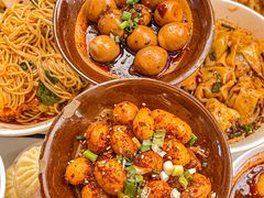 -李与白包子铺(桐梓林店)