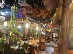 -城墙拐拐火锅(三峡广场黑金冠店)