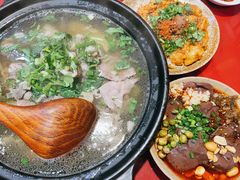 -谢老五跷脚牛肉·非遗传承店