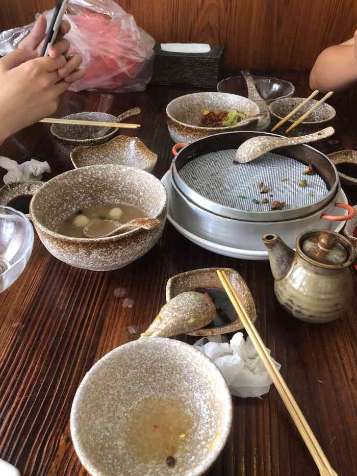 2019年5月24日 1人赞 3月11日 19:35 打分 在美食西街后面,一个不起眼