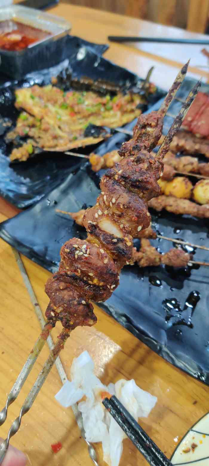 蒙古羊老大铜火锅烧烤(清控店)-"点的美团套餐 非常实惠 够四个半人吃