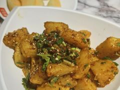 渔田炕土豆-鱼豆吉·豆浆鱼火锅(宜昌万达店)