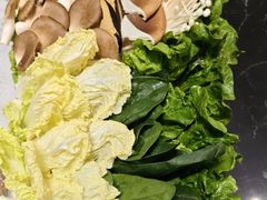 -红鼎豆捞·非遗鲍皇汤火锅(宝丰路店)