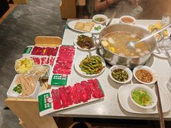 -潮牛壹号鲜牛肉火锅(光谷天地店)
