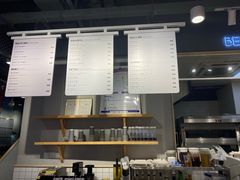 -焙丽拾光(麦凯乐直营店)
