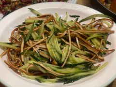 -西部范小生鲜炒大盘鸡(渭南店)