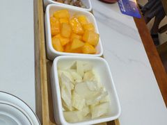 -鲁南仔·滕州炒鸡(经三路店)