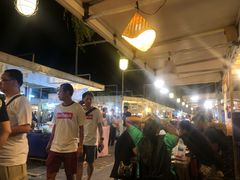 -席娜卡琳火车铁道夜市