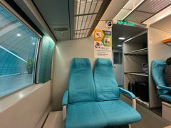 -龙阳路磁悬浮列车总站-停车场