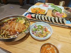 -青瓦餐厅·生鱼片·韩园烤肉(西塔店)