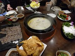 -捞神煲汤火锅(湖滨商业街店)
