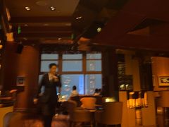 -翡翠36酒吧(浦东香格里拉店)