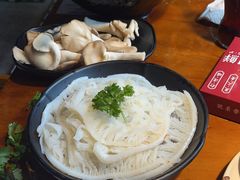 -捞围鲜·港式打边炉(海阳路店)