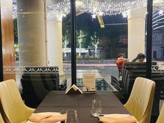 -Efes Turkish & Mediterranean Cuisine 艾菲斯餐厅(陆家嘴店)