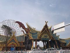 -七彩云南欢乐世界