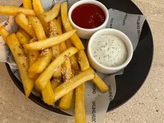 -玲婧胡同·生日蛋糕·餐厅(嘉里城店)