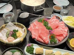 -捞王锅物料理(上海世茂广场店)