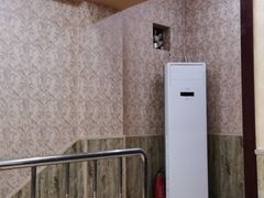 -扒虾小妹儿麻辣海鲜(宏图街店)