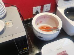 -渝是乎酸菜鱼·川渝小炒(新世界百货望京店)