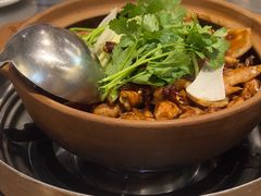 -胡须佬鸡煲四季火锅店(石厦西村直营店)