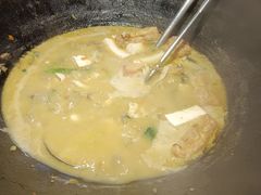 -陈大锅·岳阳鱼馆·地道岳阳菜(美食街店)