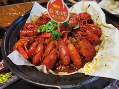 -何师烧烤Pro ·江湖川菜·小龙虾·精酿(太古里旗舰店)
