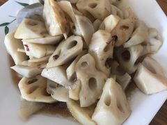 -美顺香食府鱼头老店(雪野湖店)