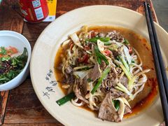 -方铲铲·成都板凳面(滨江银泰店)