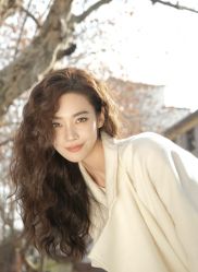 -妃格美发沙龙·烫发·染发