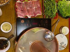 -民食香·腊排骨野生菌美食(木府店)