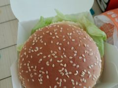 狠霸王牛堡-汉堡王(东方新天地店)