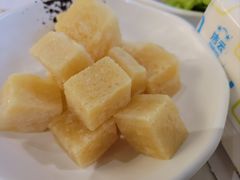 -德林酸菜鱼火锅(南丹店)