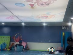-龙格亲子游泳·水育早教运动中心(龙湾天街店)